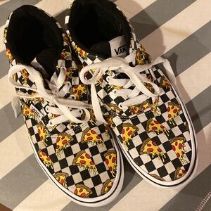 Vans youth size 6 pizza